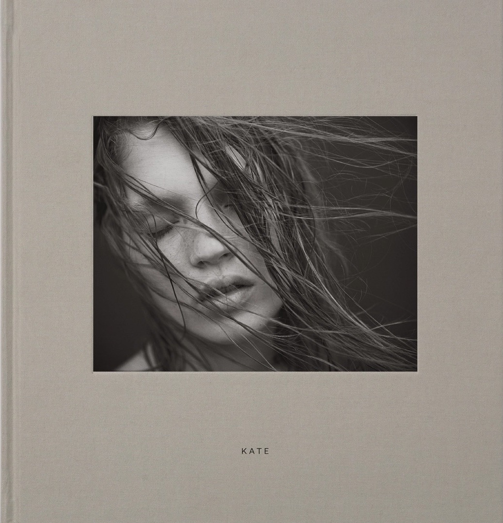 【希少 / 初版】KATE by Mario Sorrenti Kate by Mario Sorrenti | Coffee Table Book