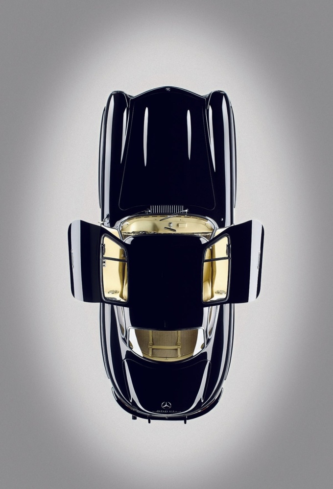 The Mercedes-Benz 300 SL Book